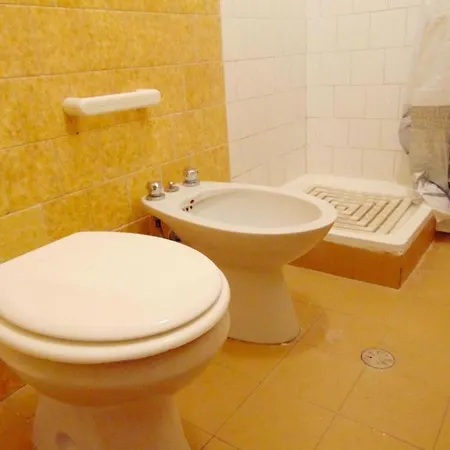 M257 - Marcelli, Bilocale In Con Piscina * Marcelli